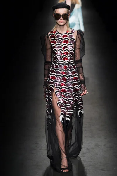 Look 47
